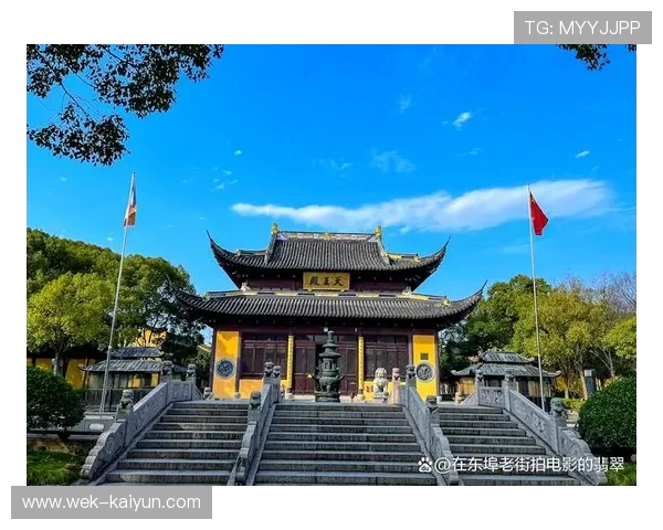 探寻千年古刹之美感受寺庙文化与自然景观的深度游记 探寻千年古刹之美感受寺庙文化与自然景观的深度游记